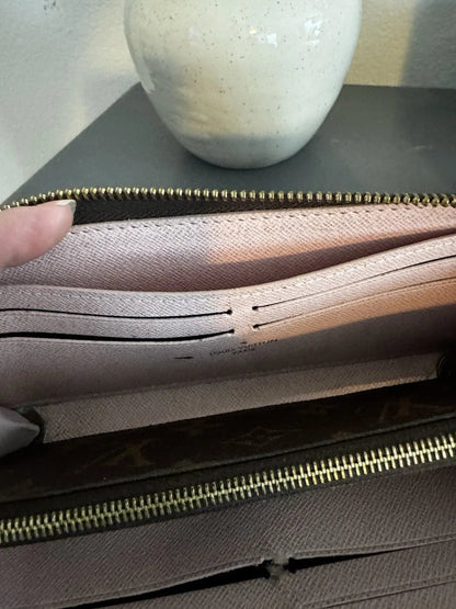Authentic Louis Vuitton Women's Designer Wallet